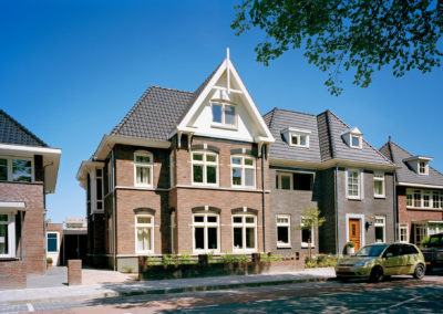 Statige stadsvilla in klassieke chaletstijl in Enschede